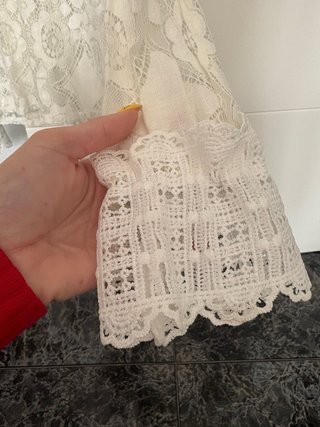 Camiseta blanca de encaje