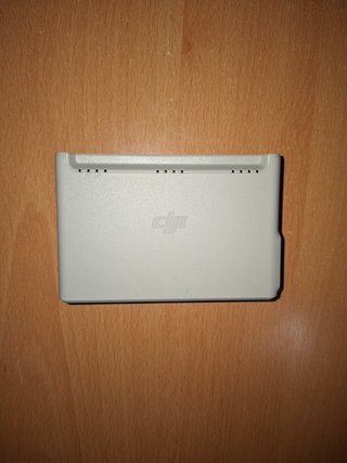2 Baterías DJI NEO + Hub Carga