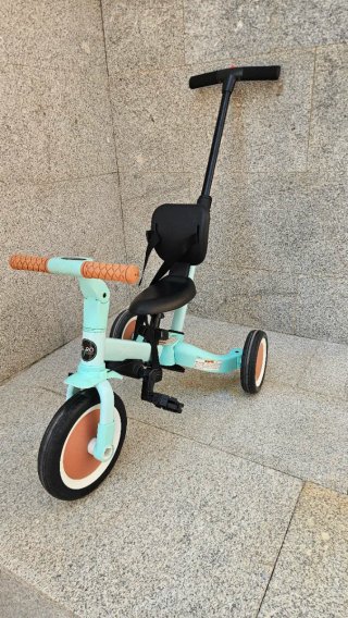 Triciclo infantil multiposición