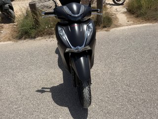 Honda SH350 2023 Negra - 8.500km