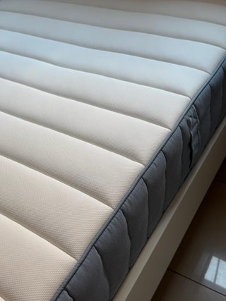 Cama individual 90x200 IKEA - incluye colchón