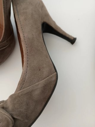 Zapatos tacón Zara beige y marrón