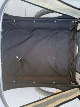 Carrito para perro beige y negro