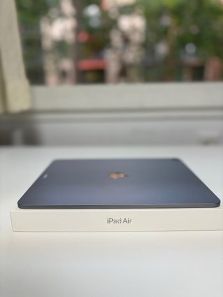 iPad Air 13” M3 + Teclado Logitech