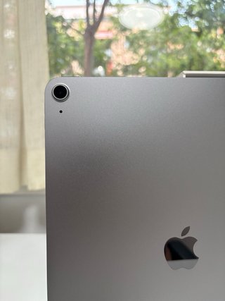 iPad Air 13” M3 + Teclado Logitech