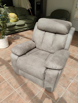Sillón relax de tela gris