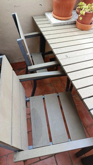 Conjunto mesa extensible y 4 sillas exterior