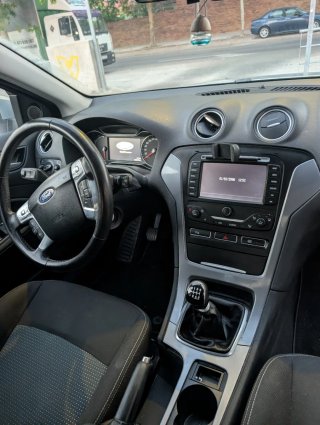 Ford Mondeo 2014