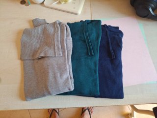 3 jerseis c/alt talla 42
