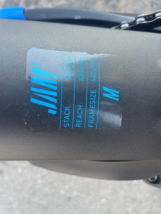E-BIKE FOCUS JAM2 6.8 CARBÓN 2017