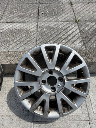 Llantas Renault 16” 4x100