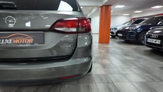 Opel  Astra 1.6 CDTi Business ST
