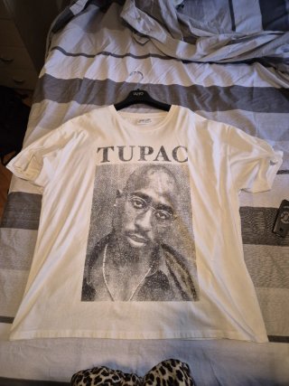 Maglietta TUPAC con stampa