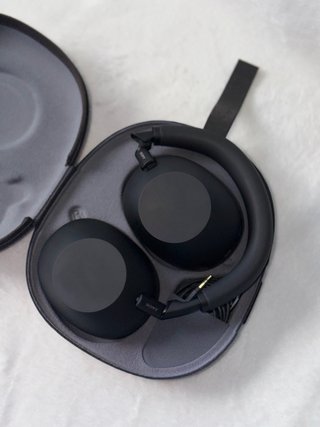 Audífonos Sony WH-1000XM6 Negros