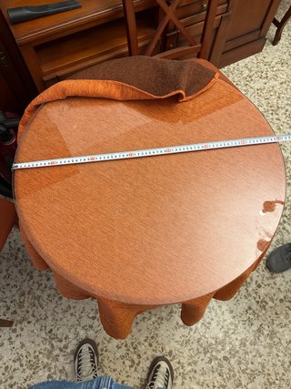 Mesa camilla con 2 sillas