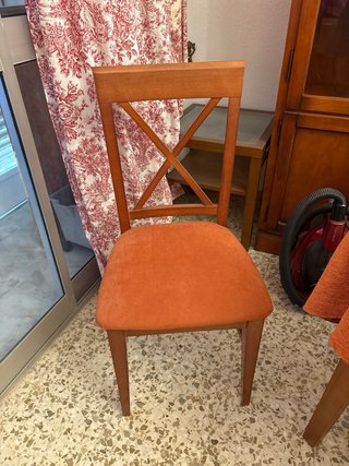 Mesa camilla con 2 sillas