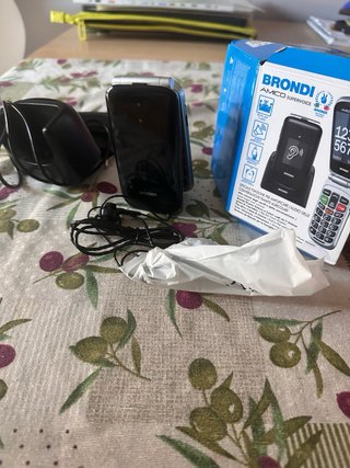 Brondi Amico Supervoice - Telefono Cellulare
