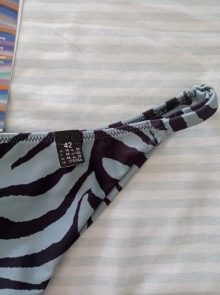 Tanga de bikini brasileña talla 42