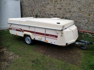 Caravana plegable. Esterel Caramatic