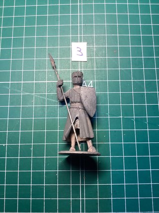 Figura de plomo caballero medieval