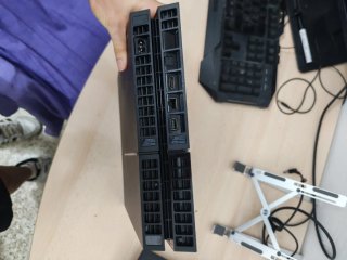 Consola Playstation 4 PS4 Negra
