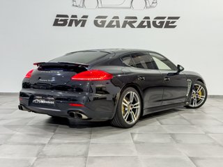 Porsche Panamera turbo 2010