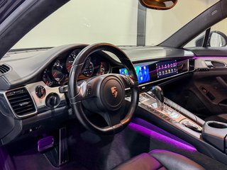 Porsche Panamera turbo 2010