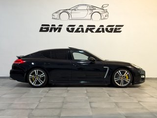 Porsche Panamera turbo 2010