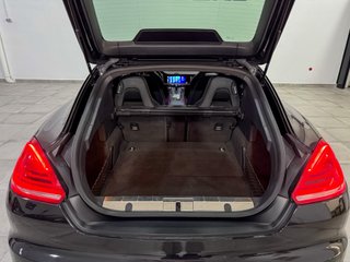 Porsche Panamera turbo 2010