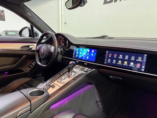 Porsche Panamera turbo 2010