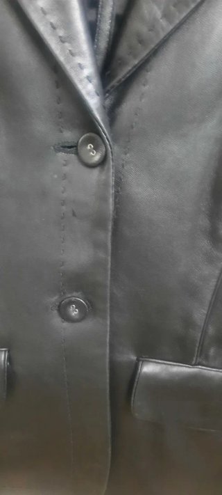 Chaqueta de cuero negra Mango Talla S