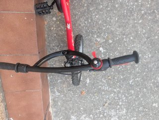 Bici infantil Btwin roja. Rueda 16