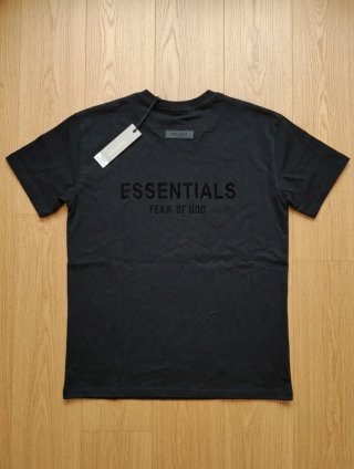 Completo Fear of God Essentials Nero M