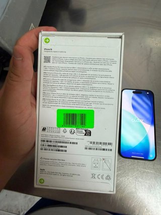 iPhone 16 Negro