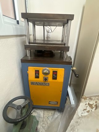 Prensa Vulcanizadora Neumática WAXCO