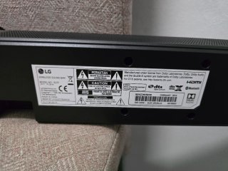 Barra de Sonido LG SLY5 con Subwoofer