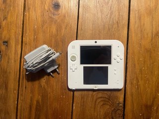 Nintendo 2DS Blanca + Juegos