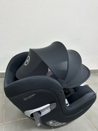 Seggiolino auto Cybex Platinum con Base T girevole