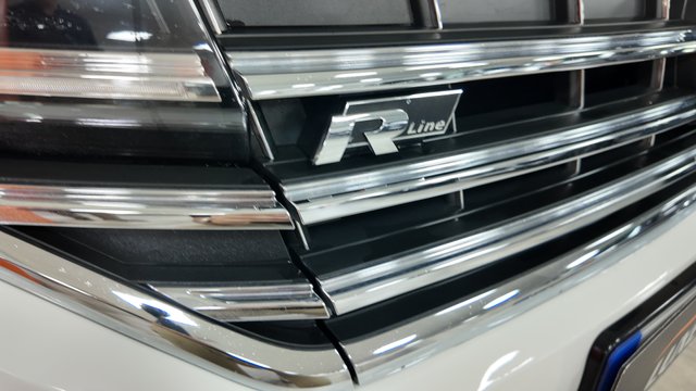 Volkswagen Touareg RLine 3.0 TDI Tip 4Motion