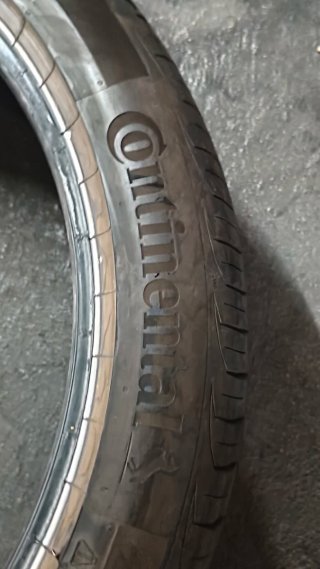 Neumáticos de coche
