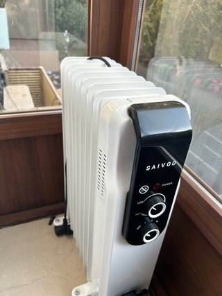 Radiador Eléctrico Saivod Blanco y Negro