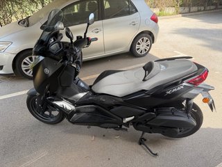 Yamaha XMAX Tech MAX Negra 2024