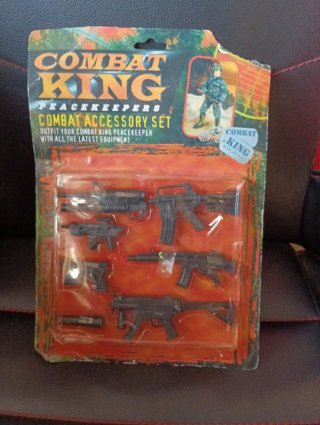 Set Accesorios Combate King Peacekeepers