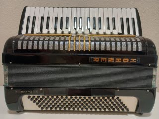 Acordeón Hohner Verdi V CB