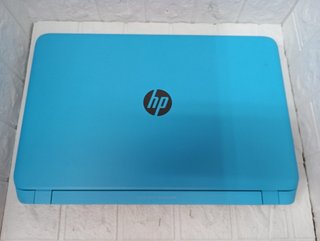 Portatil HP Pavilion 15-p033ns (1858)