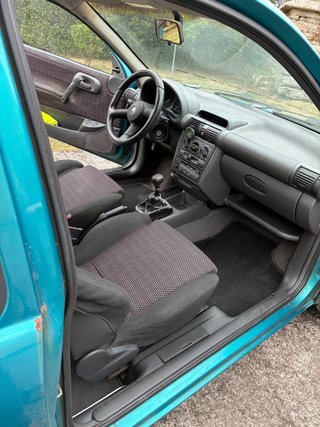Opel Corsa-e 1.4 SI
