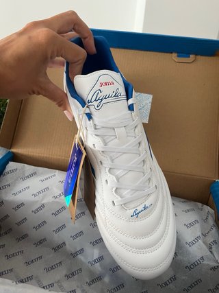 Botas de fútbol Joma T44 y T43