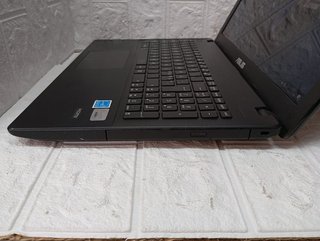 Portatil ASUS X551C (1856)