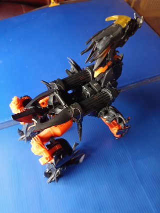 Transformer beast hunter predaking incompleto