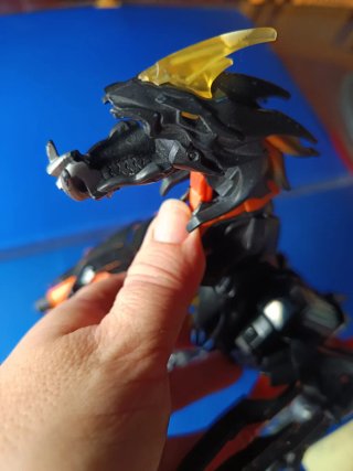 Transformer beast hunter predaking incompleto
